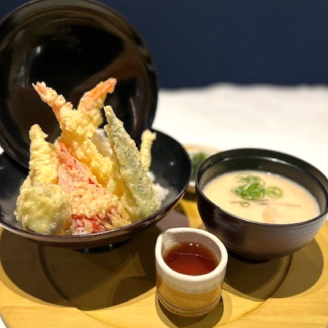 阪神梅田本店 地下2階 阪神バル横丁 バルゾーン「季節の和とお酒 うめさくら」 海老と夏野菜の天丼セット