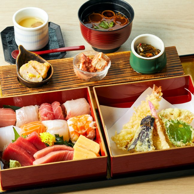 阪神梅田本店 9階 レストラン 「超速鮮魚寿司 羽田市場」〈特別メニュー〉季節の特別手まり寿司膳