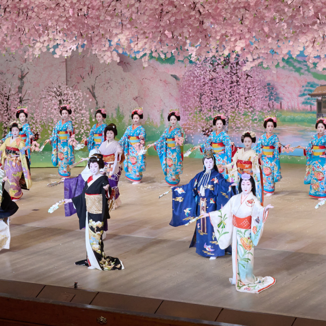 【日帰り 京都】都をどりご鑑賞と京都祇園 料理旅館「花楽」のご昼食